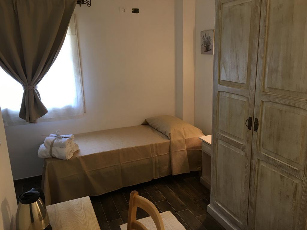 Monti Di Jogliu Villa Арцахена Екстериор снимка