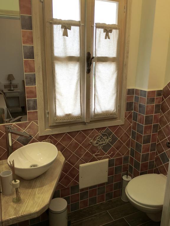 Monti Di Jogliu Villa Арцахена Екстериор снимка